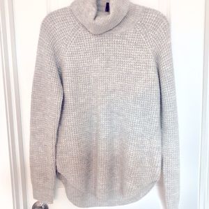 Kuhl brand turtle neck